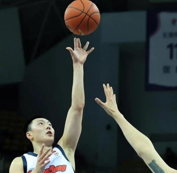 广东激战同曦！焦泊乔觉醒 陈家政太积极 胡明轩回暖