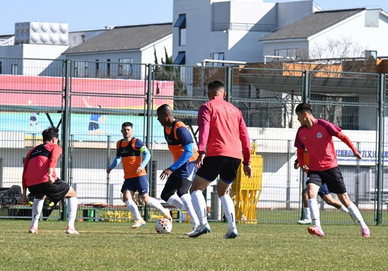 体育数据分析-3-2 2-1!玉昆击败功夫,英博击败亚泰两连胜 刘逸进球为留队加分