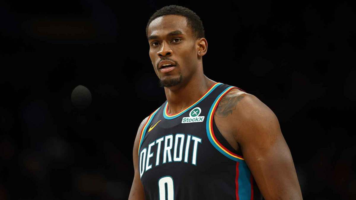 足球赛果预测-坏消息，活塞队中锋杰伦·杜伦因膝伤提前离场